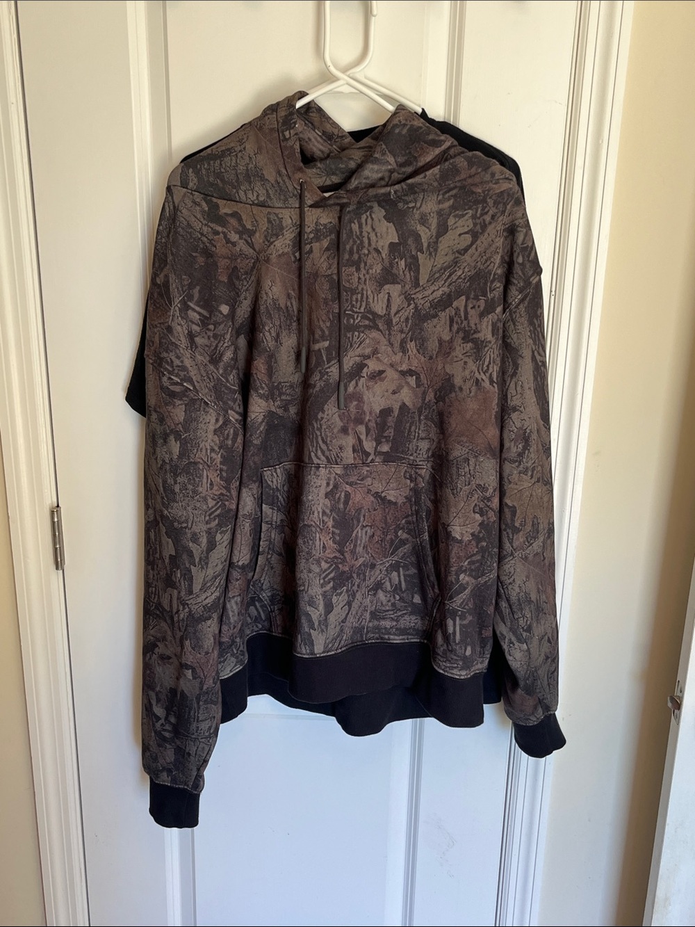 Vintage Camouflage LCKR Hoodie🔥